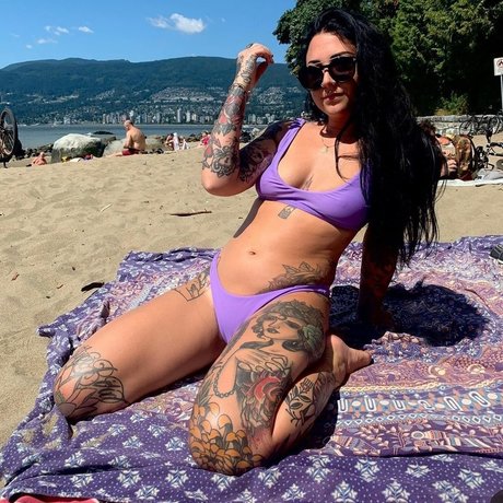 Bbpeytonleigh onlyfans leaked tits