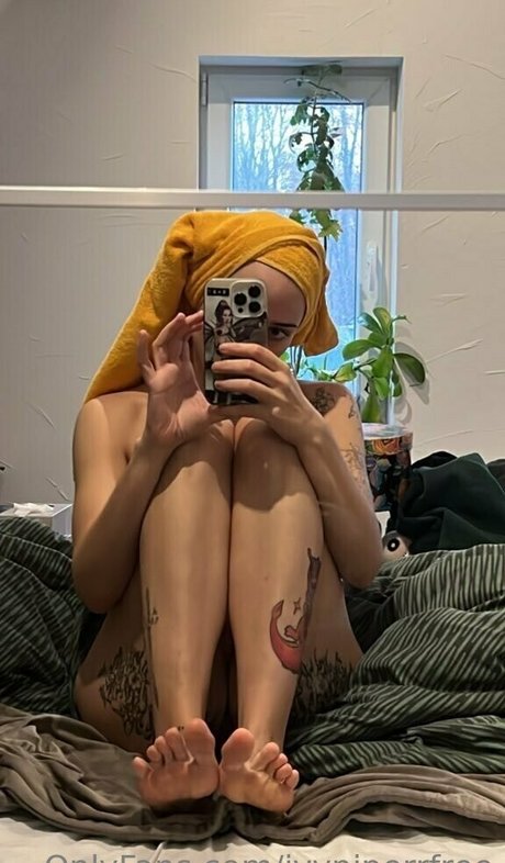 ivypiperrfree leak only fans