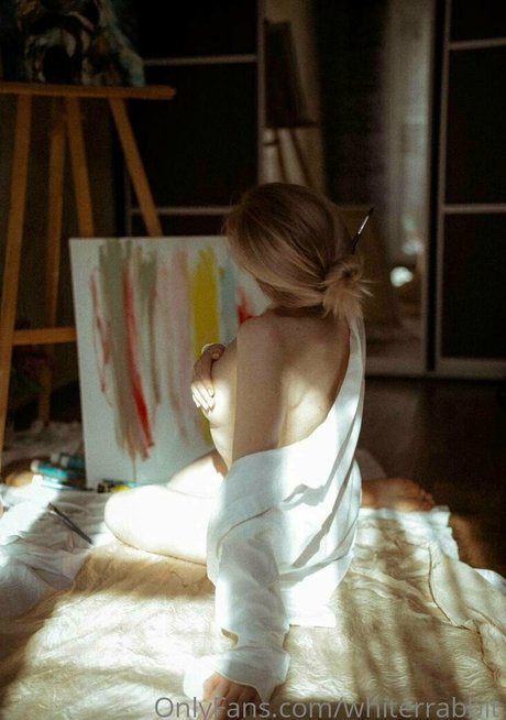 whiterrabbit onlyfans naked leaked