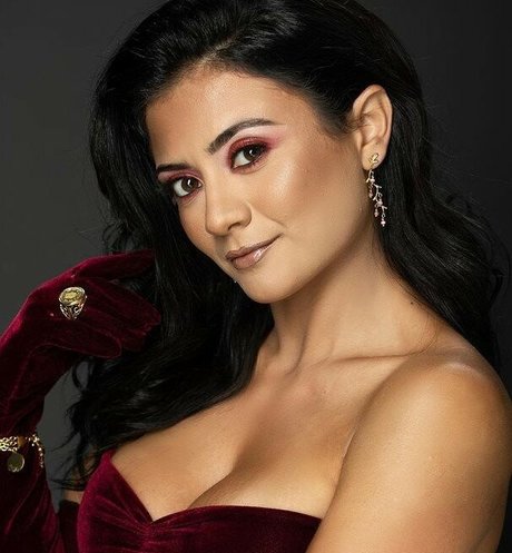 raven onlyfans adult pic