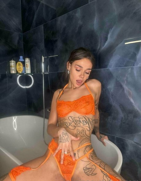 elisavimercati onlyfans content type