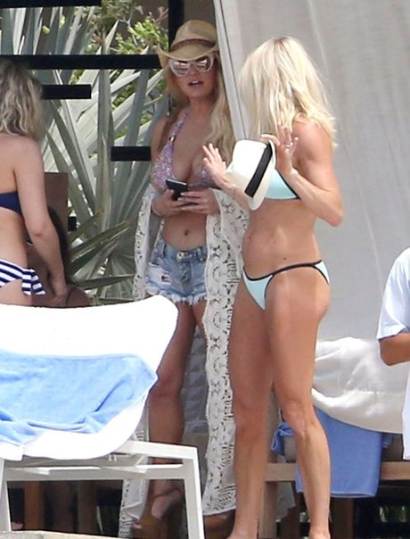 dripping pussy onlyfans sexy selfie