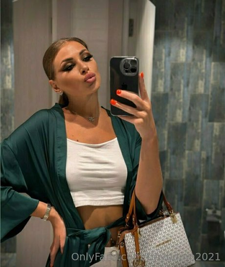 tinyboom2021 hot onlyfans