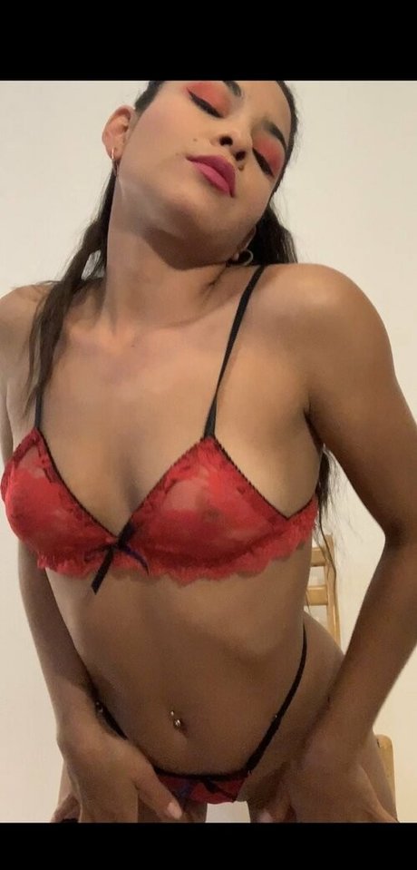 emilymoonroe naked onlyfans leaked