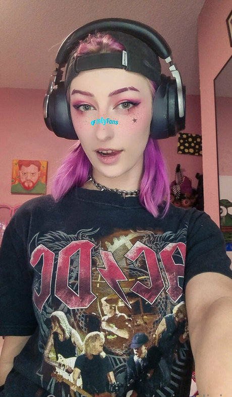 InnocentElixir onlyfans joi