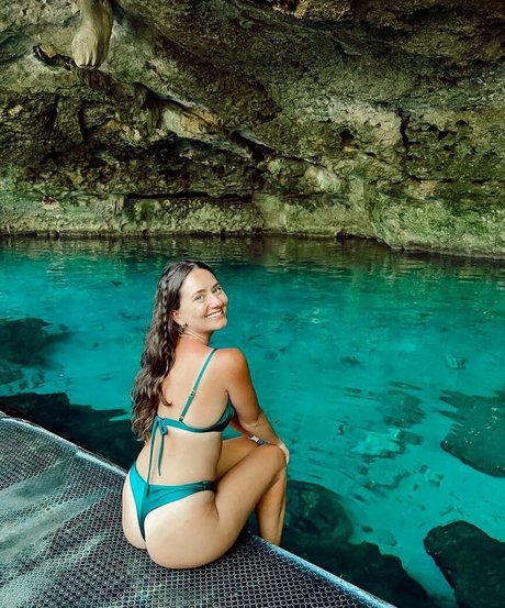 Camila Bonatelli nudes only fans