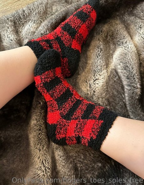 fingers toes soles free nude onlyfans porn