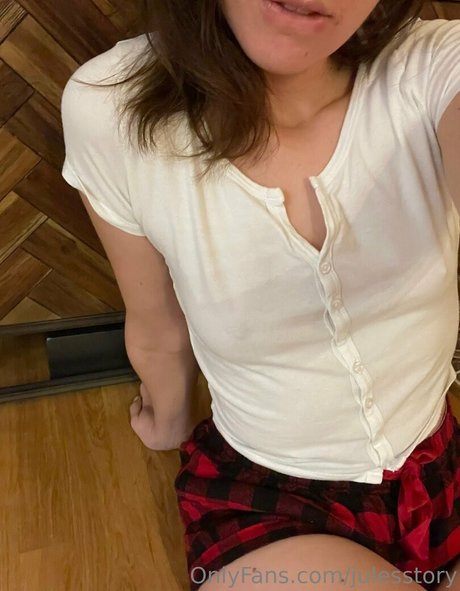 julesstory onlyfans nude photos