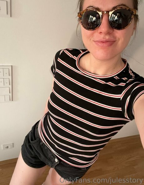 julesstory onlyfans naked porn