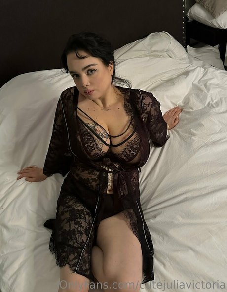 cutejuliavictoria onlyfans leaks.
