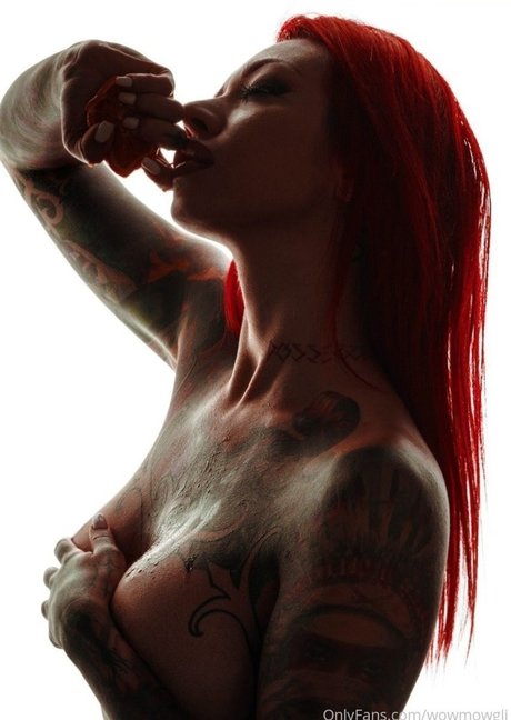 lips onlyfans adult plate