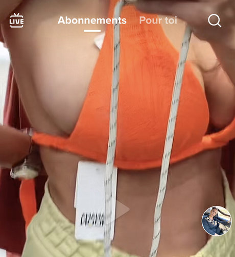 Laura Petard onlyfans x