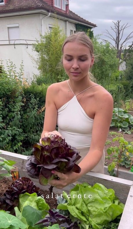 blonde blowjob onlyfans hot xxx illustration