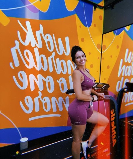 Amanda Curvelo onlyfans pic