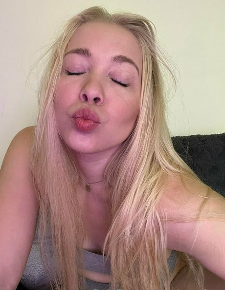 alora free onlyfans nude leaked