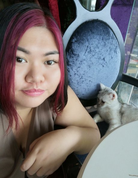 ameenachubbycutie onlyfans nsfw