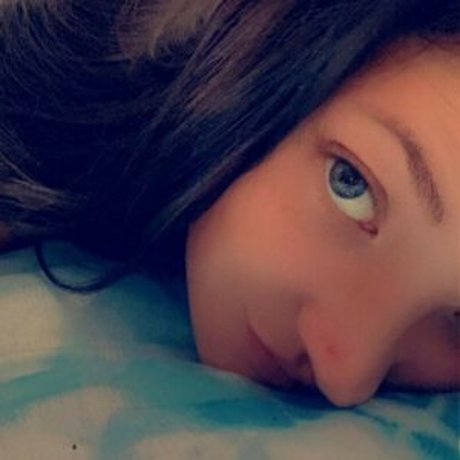 _freckles and roses onlyfans content leaked