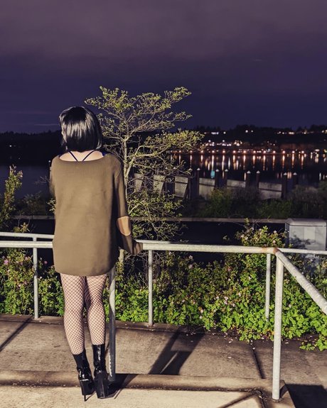 Nude Ballerina naked on onlyfans