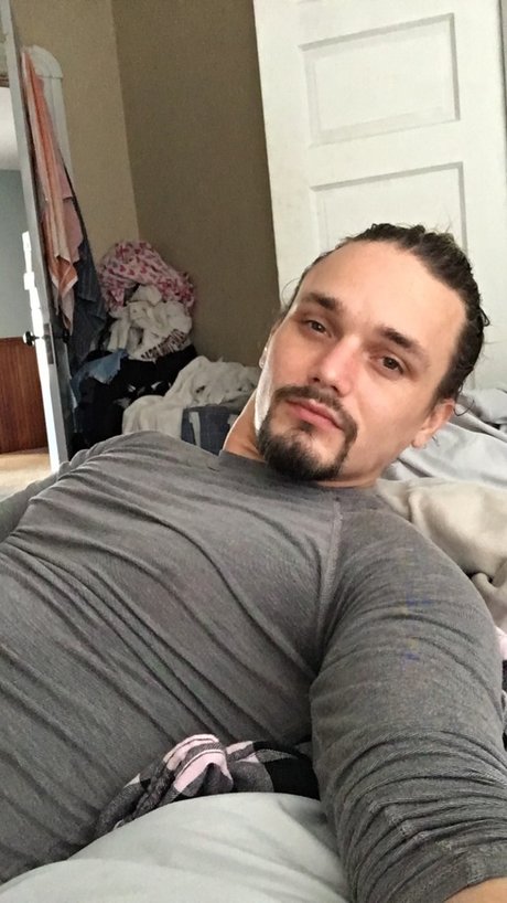 King Of Hearts onlyfans naked leak