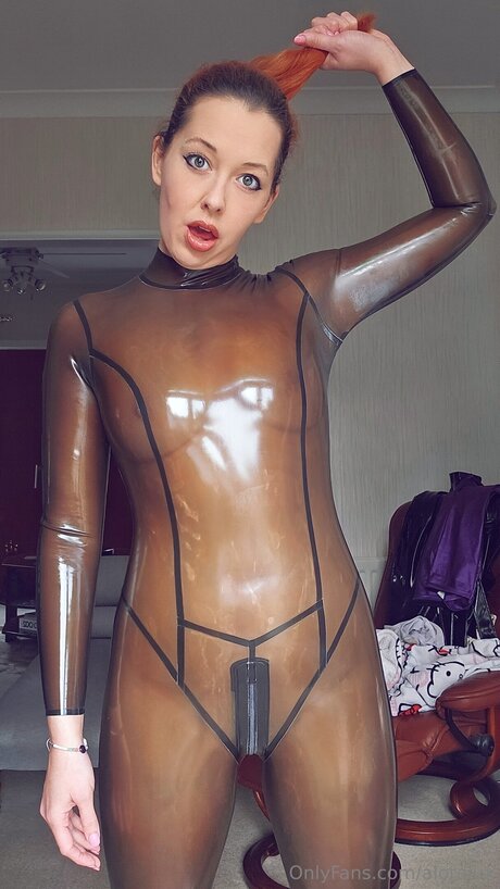 Alora Lux onlyfans leaks free