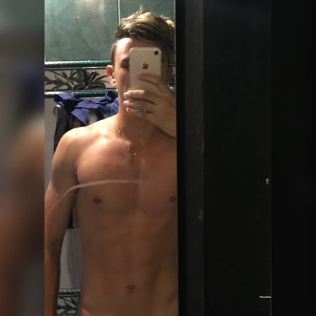 Adri n Ortiz jr onlyfans sextape