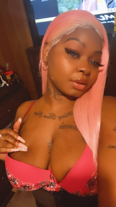 Queen Thytialli onlyfans porn leak