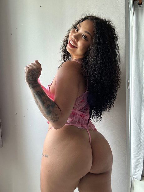 Linda with booty_ onlyfans lesk
