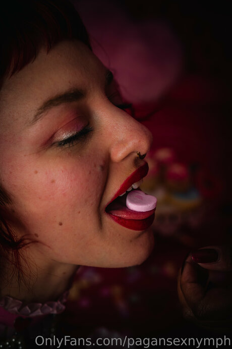 Kitten Nymph on onlyfans