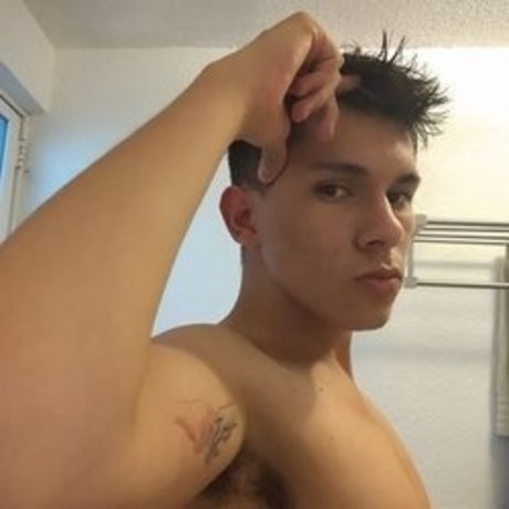 Oscar Pantoja onlyfans leak nude