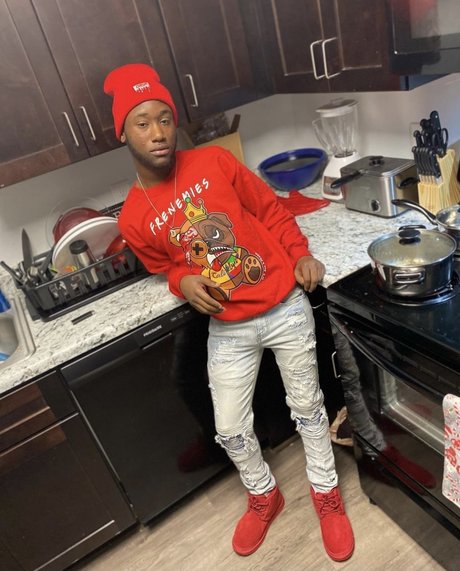 Dior2Chocolate_ onlyfans nude pictures