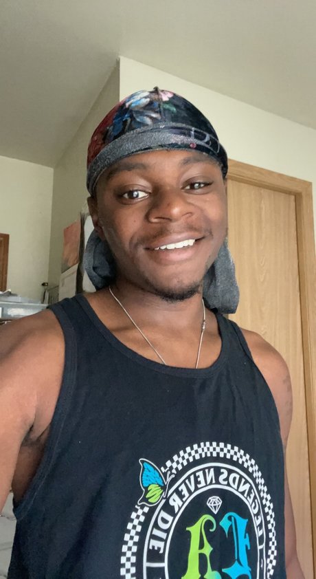 Papi Jaybee onlyfans naked pics