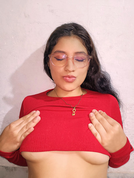 Aleja L pez_ onlyfans leaked pictures