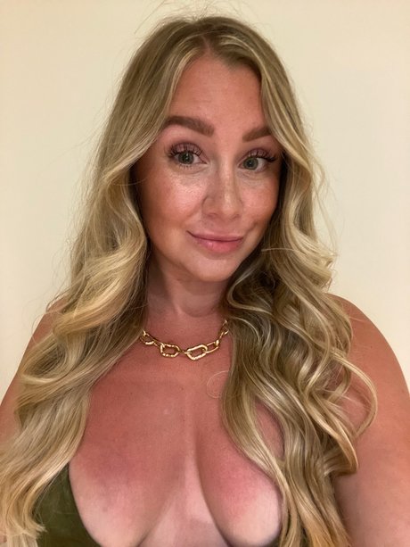 YOUR FAVOURITE PAWG_ only fans naked