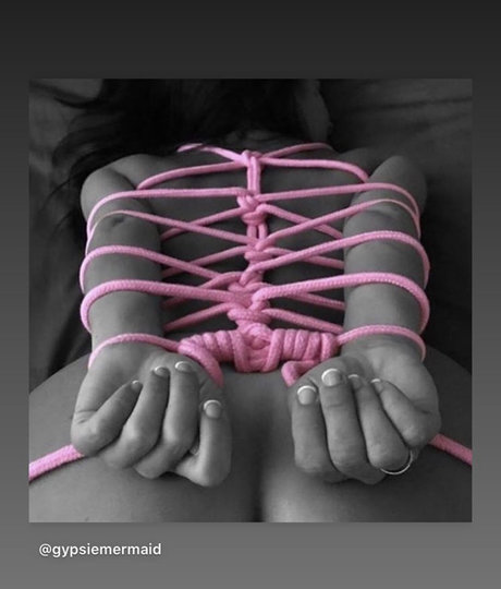 Pinkk MilkMarie  scene