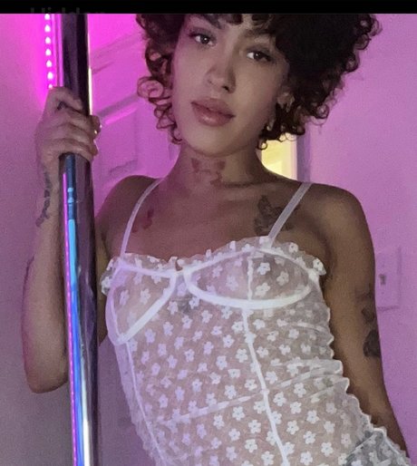 Pretty Red only fans leaked