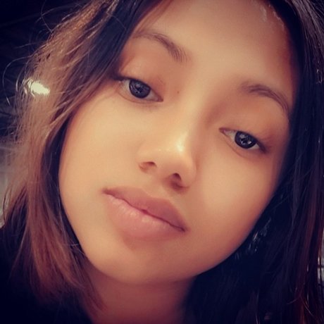 Reynaa onlyfans sextape