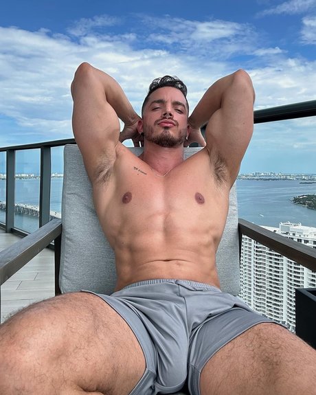 Poyato Top 0 1_ leak onlyfans nude