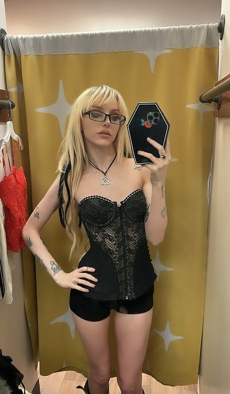 Kirsten Kaye only fans naked