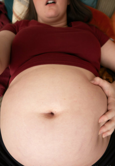 potbellywife onlyfans leaked nudes