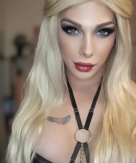 Gabriela Lori onlyfans nude pictures