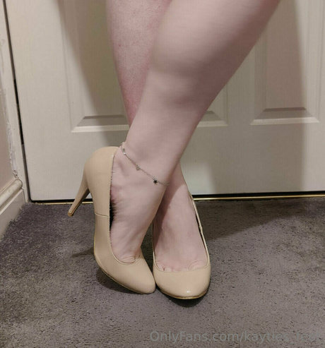 kayties feet only fans pictures