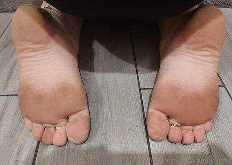 kayties feet nude only fans