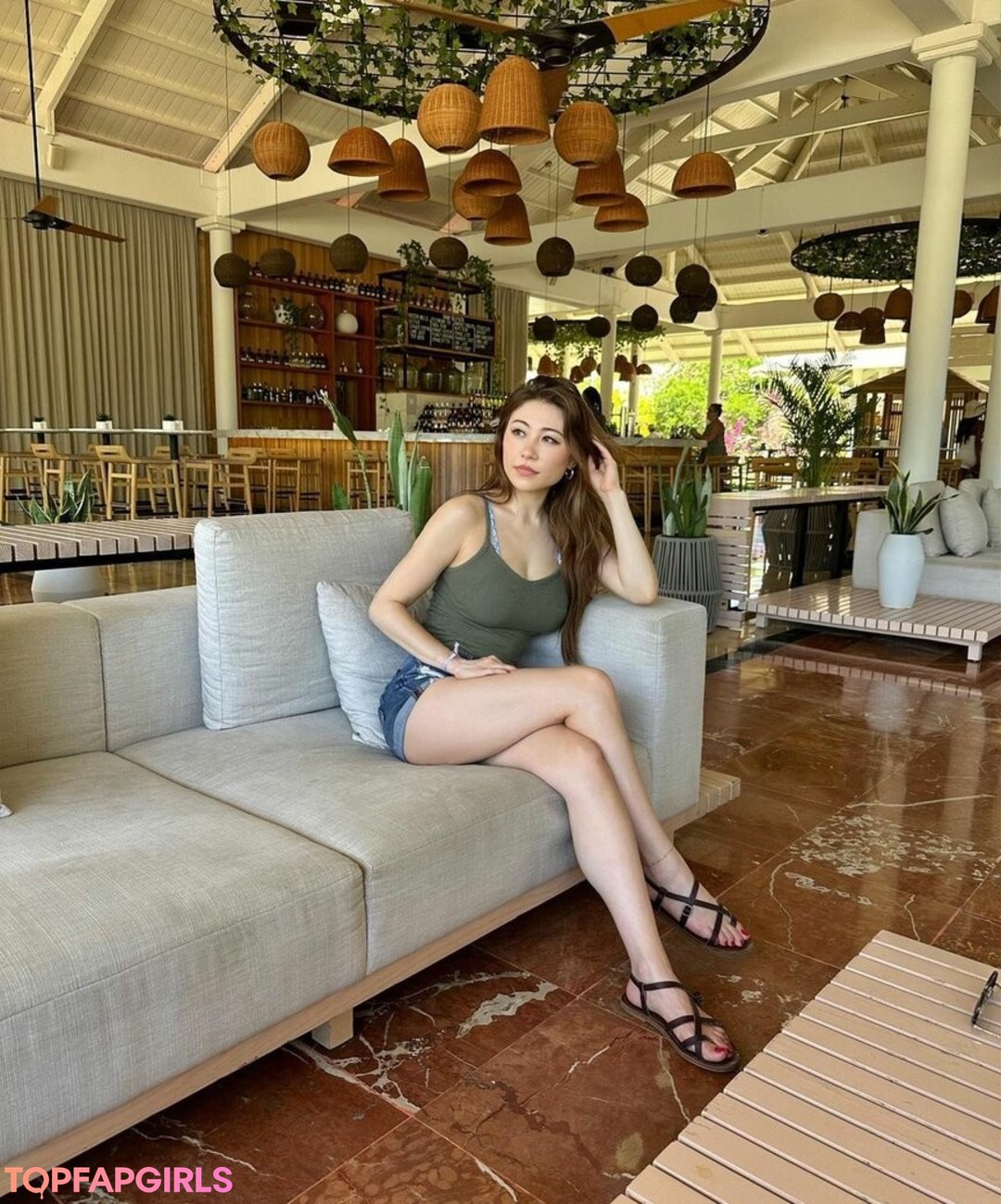 Sasha Emiri leak onlyfans