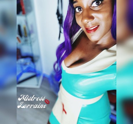 mslorraineldn only fans nude leaks