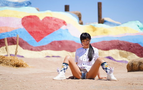 amateur squirt onlyfans erotic print