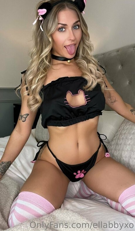 ellabbyxo onlyfans leak ass