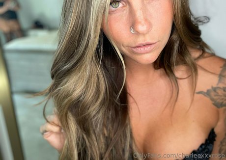charleexxxrose onlyfans leak free