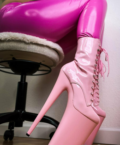 vivianrosefree nude onlyfans