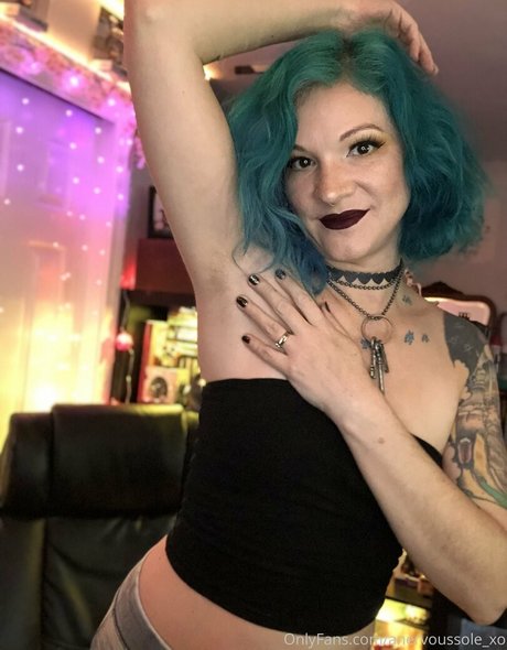 anervoussole xo onlyfans pics nude