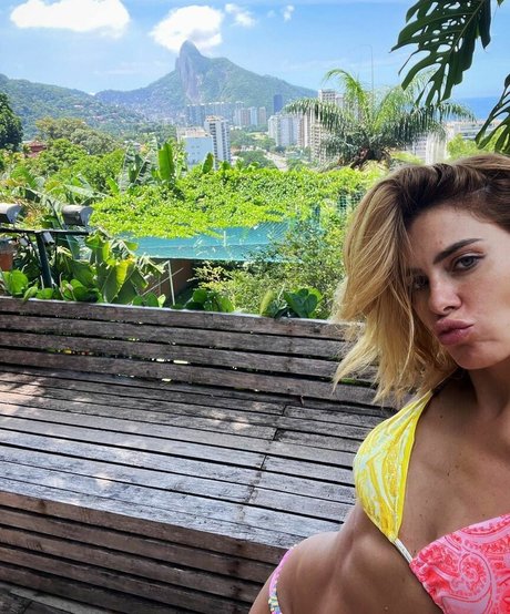 Carolina Dieckmann onlyfans leaka